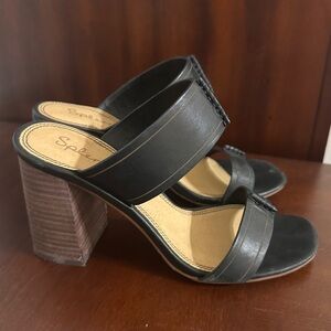 Splendid heels